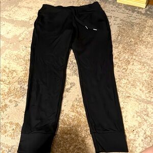 Halara Women’s Black joggers